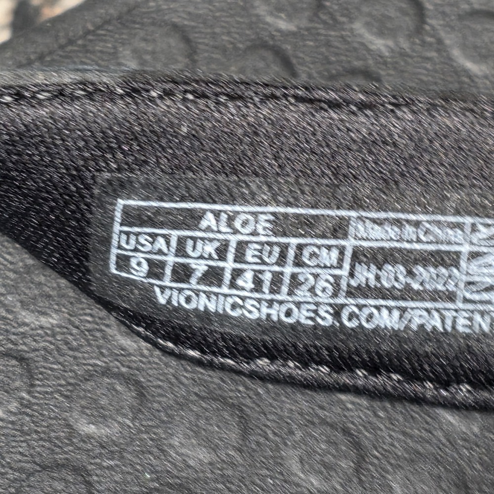 Vionic Tide Aloe Thong Toe Post Sandals Women Size 9 Black Leather Silver O-Ring - Picture 9 of 10